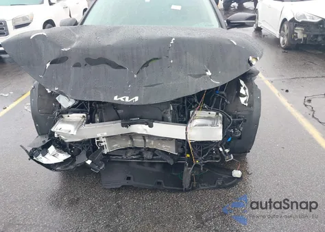 2024 Kia Ev6 Light Long Range z USA, uszkodzony, nr VIN KNDC3DLC4R5618780